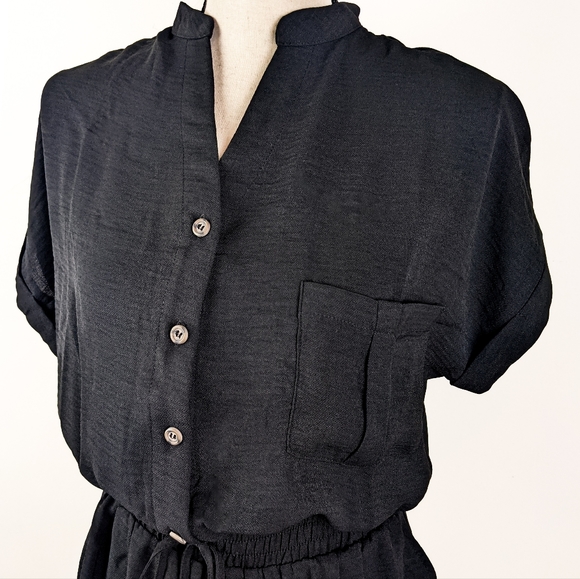 NWT Blu Pepper Black Button-Up Romper - Picture 3 of 6